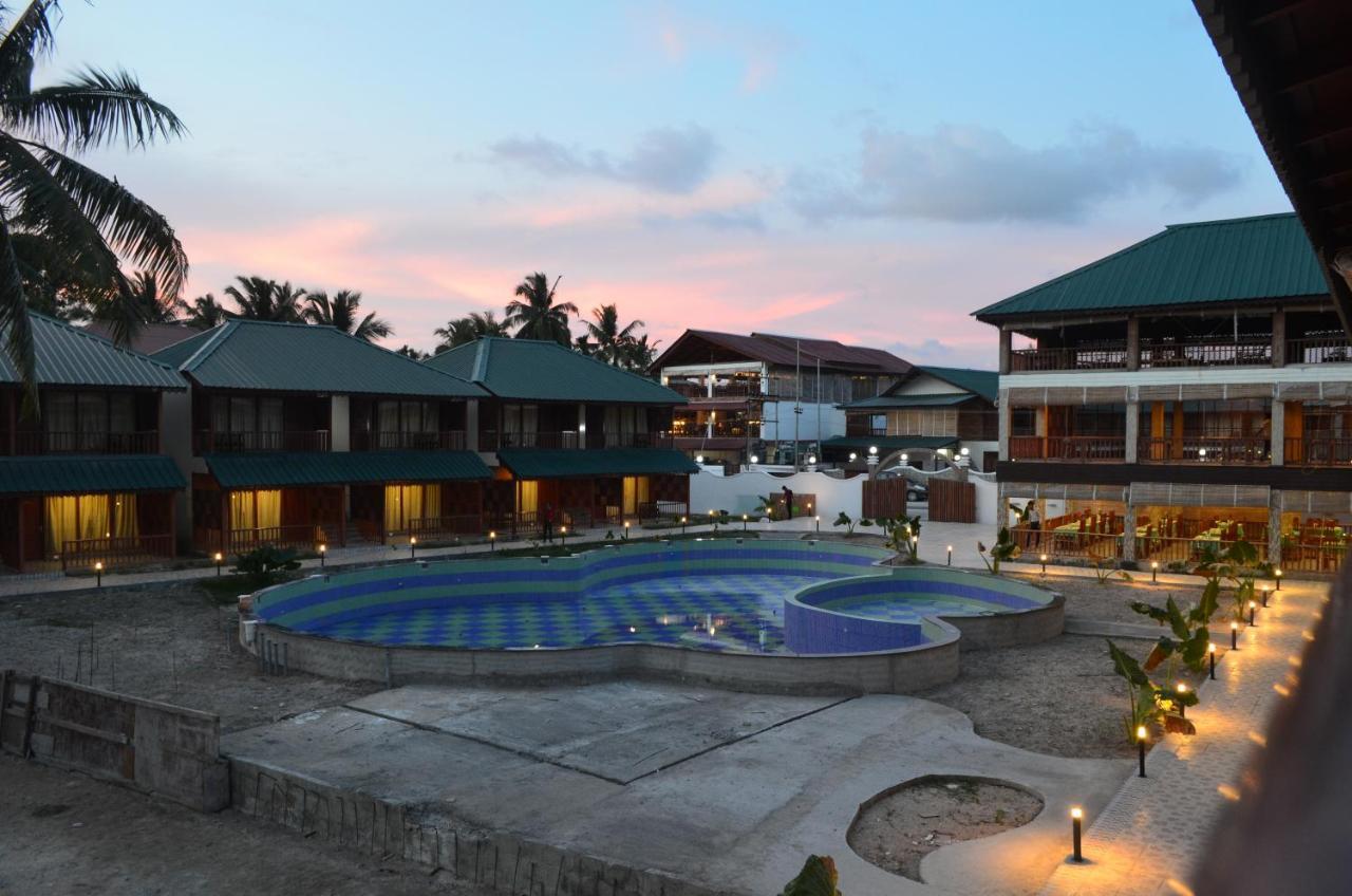 Holiday Inn Beach Resort Neill Island Exterior foto